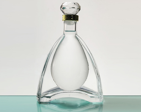 500ml Unique Shaped Extra White Flint Cognac Glass Bottle