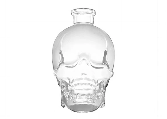 Hot Sale Unique Design Vodka Skull Shaped Glass Bottles