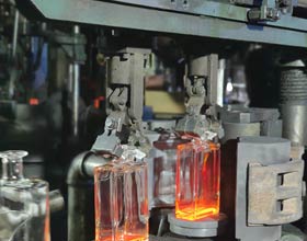 Are 700ml Glass Bottles More Expensive Than 750ml Bottles?