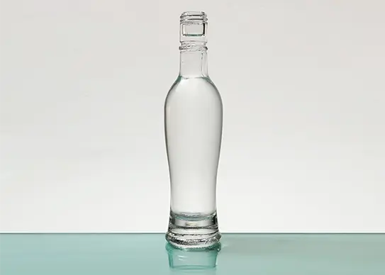 200ml round shape screw top thick base extra white flint glass rum bottle